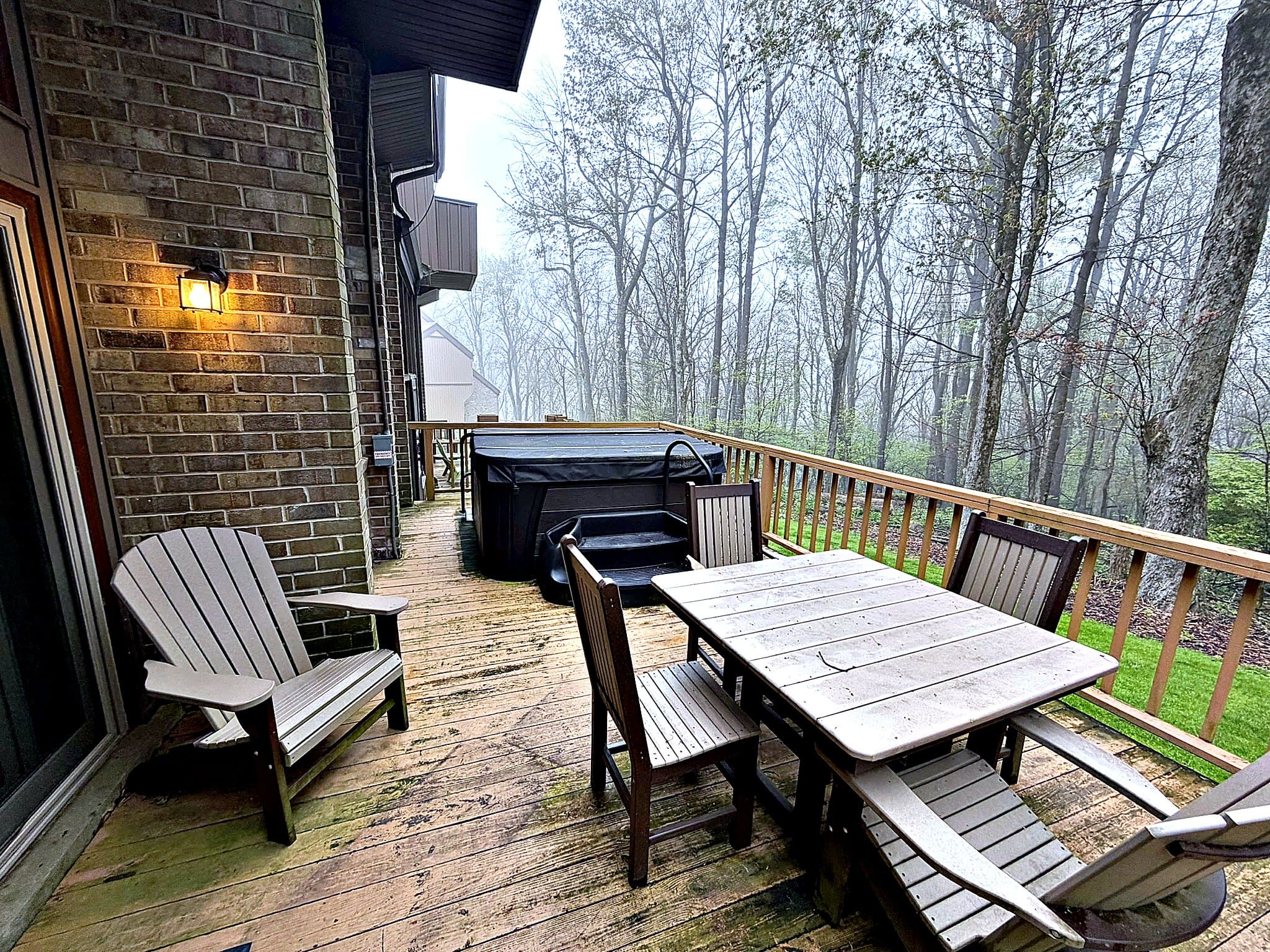 Private hot tub on the deck